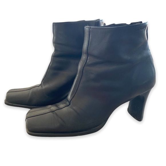 Hush puppies women’s black leather ankle boots heel zipper closure size 7M - Picture 2 of 9